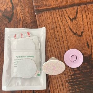 PopSocket with Extra Adhesives